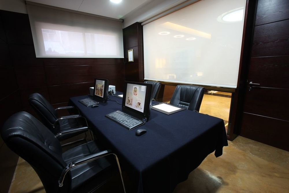 Coral Beirut Al Hamra Hotel Kültér fotó