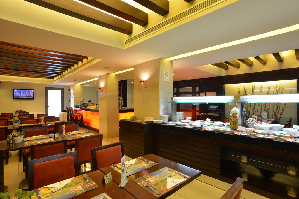 Coral Beirut Al Hamra Hotel Kültér fotó