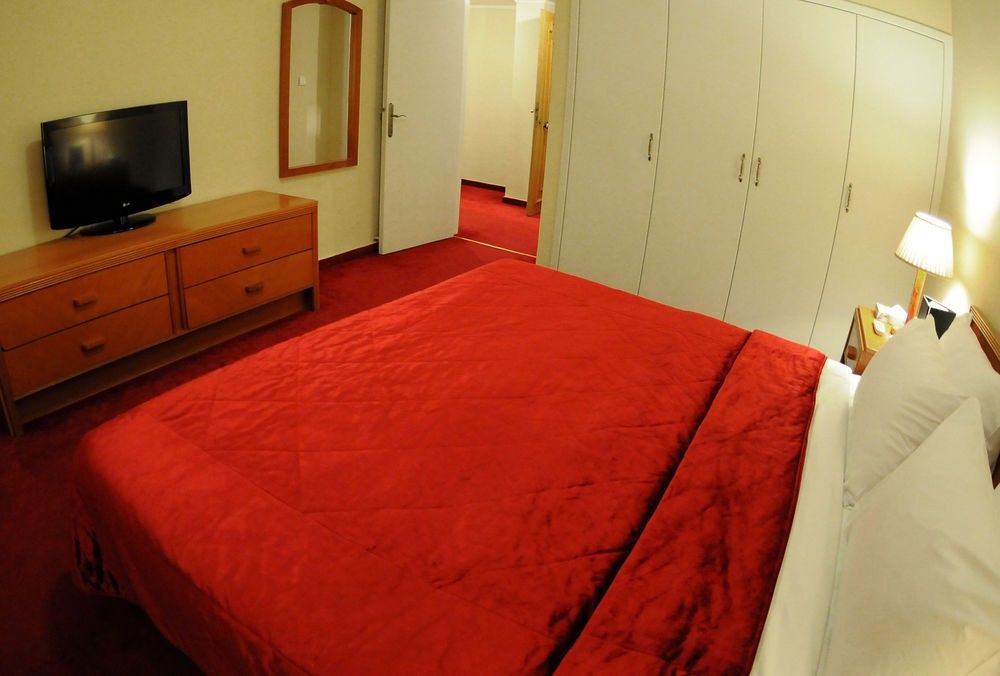 Coral Beirut Al Hamra Hotel Kültér fotó