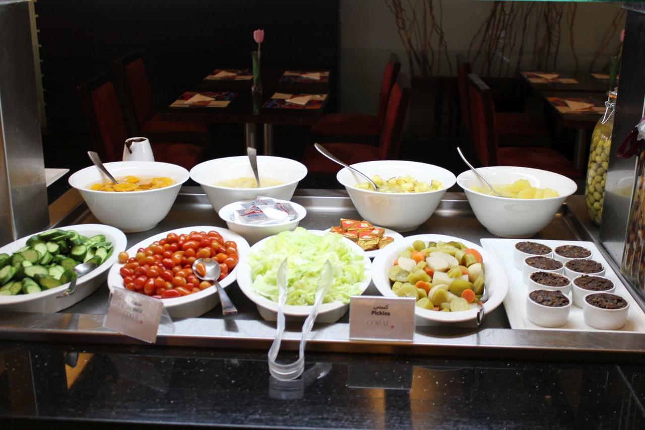 Coral Beirut Al Hamra Hotel Kültér fotó