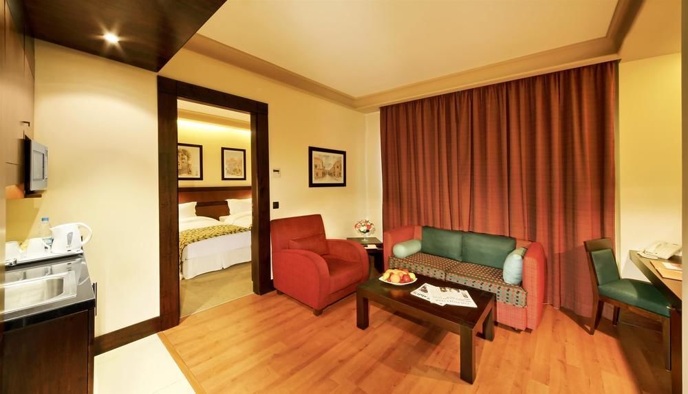 Coral Beirut Al Hamra Hotel Kültér fotó