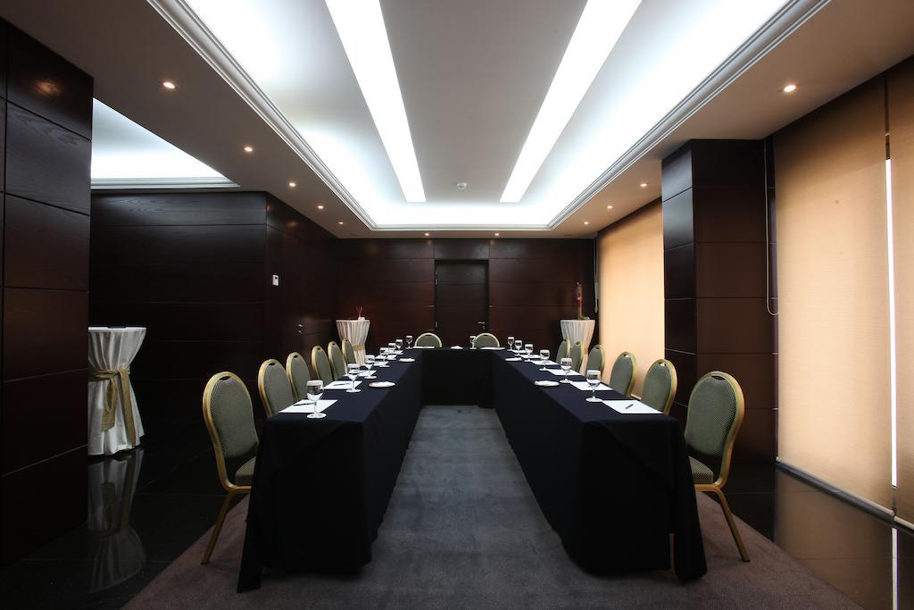 Coral Beirut Al Hamra Hotel Kültér fotó